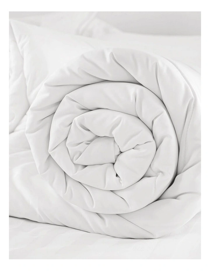 All Seasons Natural Anti Allergy Quilt in White