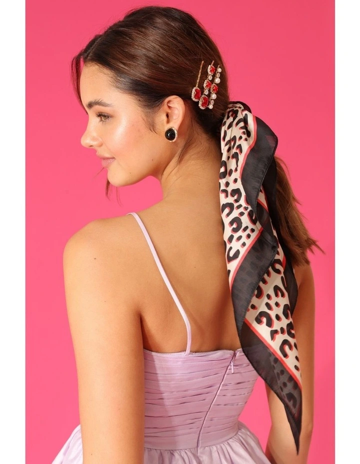 Antoinette Hair Clip Set in Red