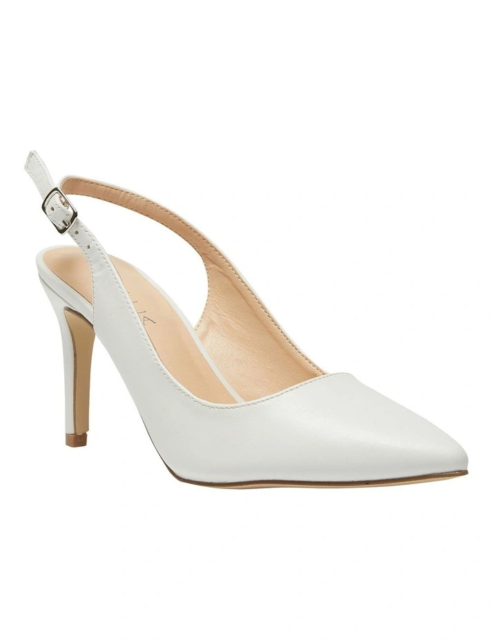 Smooth Heeled Shoes in White