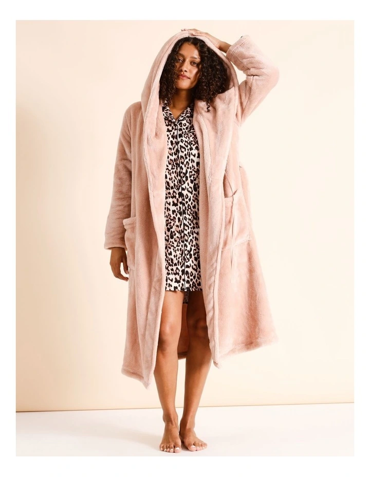 Fleece Hooded Robe in Rose Dust