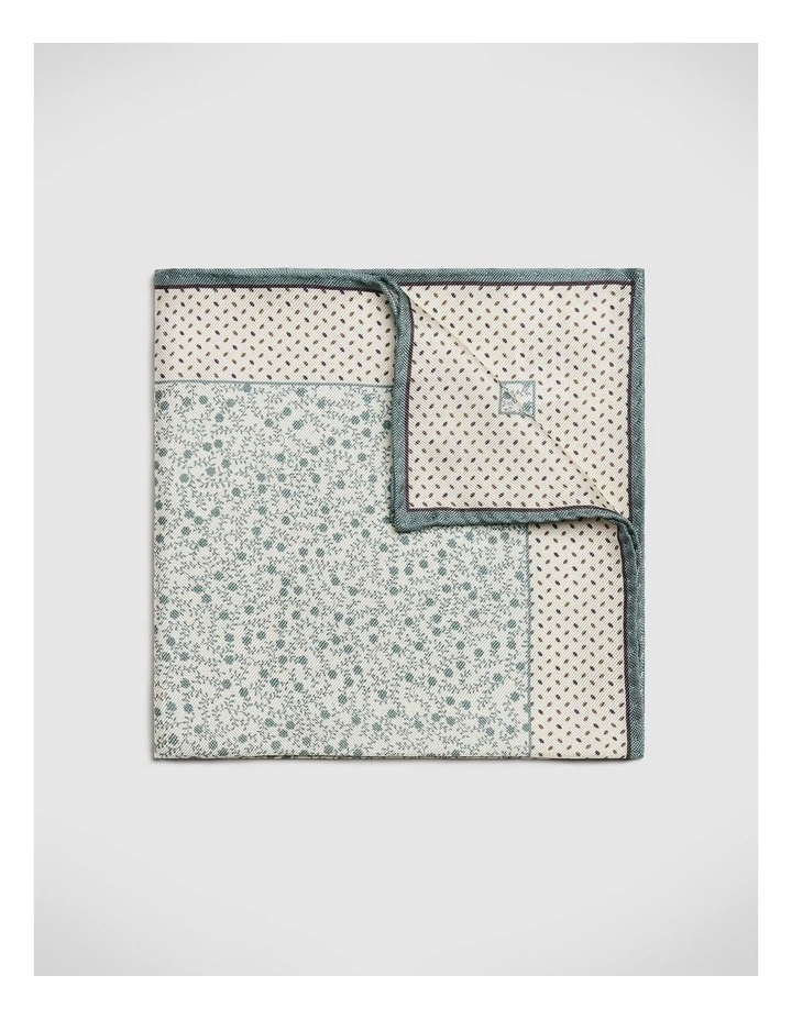 Ditsy Floral Printed Pocket Square With Contrast Border in Natural