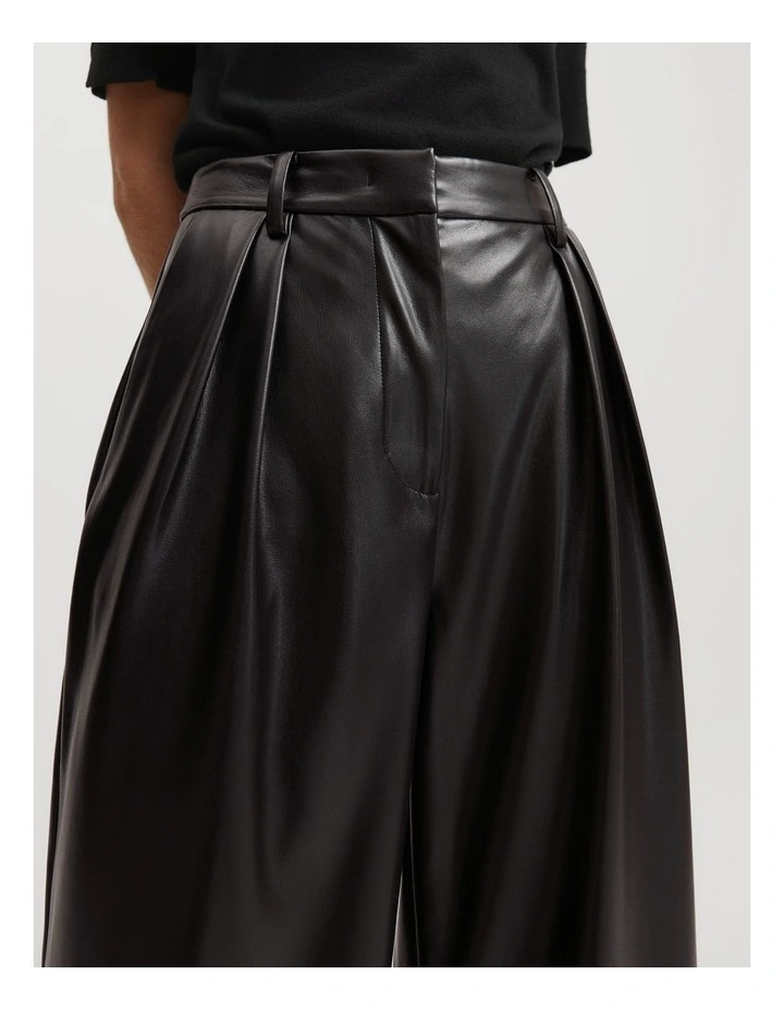 Double Pleat Pant in Black