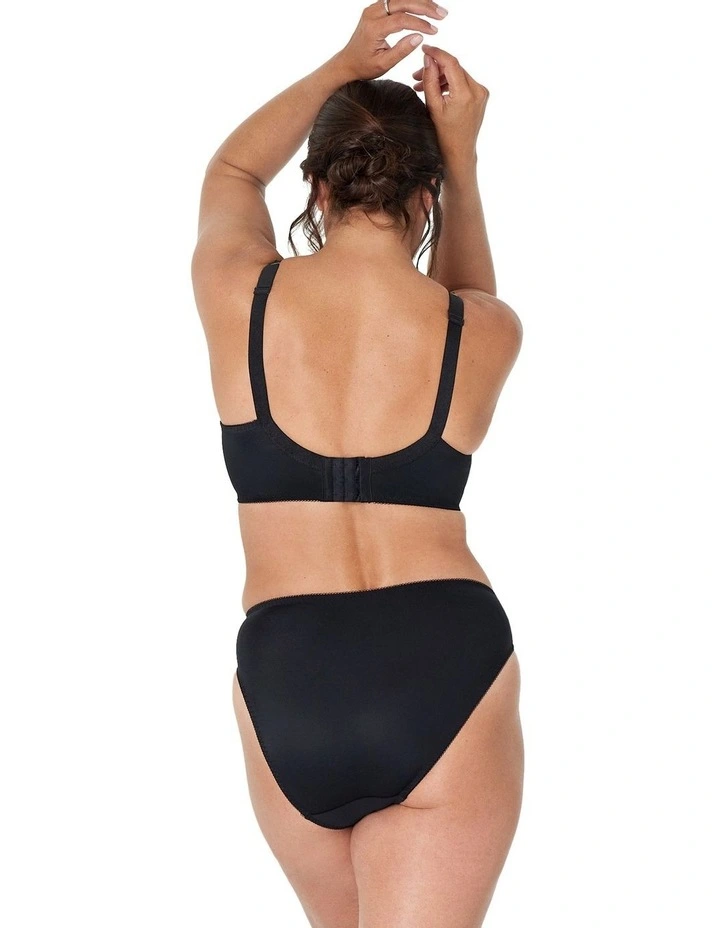 Coral Hikini in Black