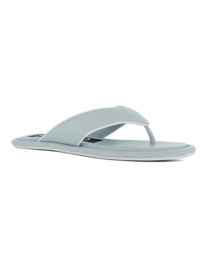Issac Flat Sandals in Blue
