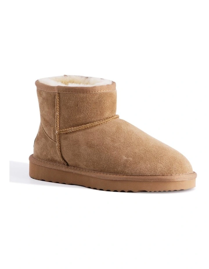 Women Short Sheepskin Ankle UGG Boot Chestnut/Tan