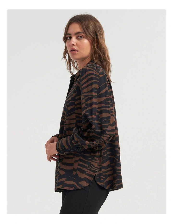 Bree Long Sleeve Printed Shirt in Brown