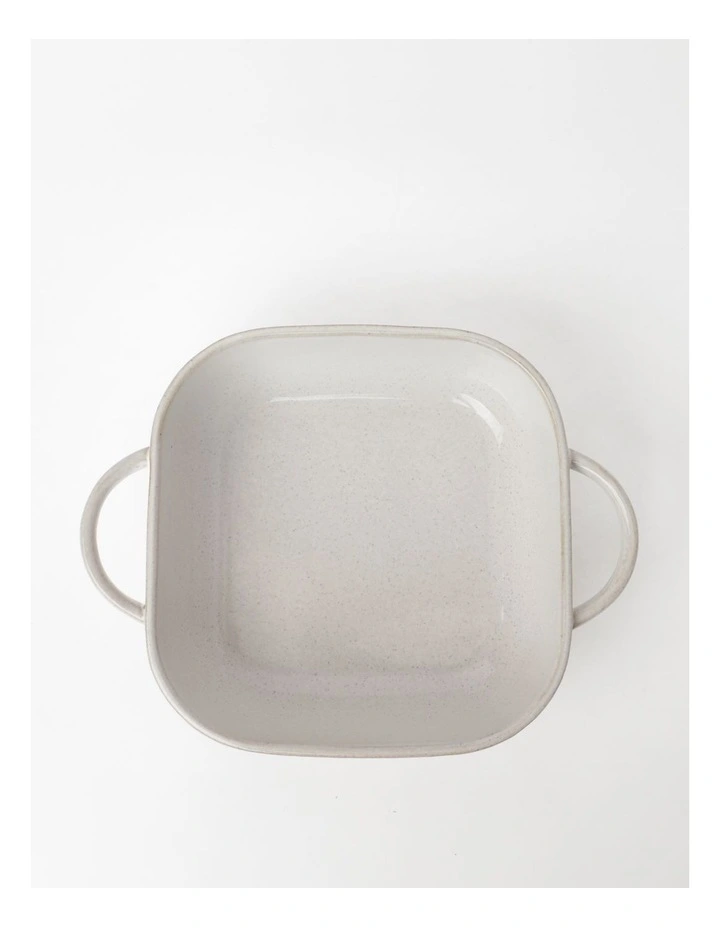 Esperance Wiped Edge Square Baker 34x24x7cm in White/Sand