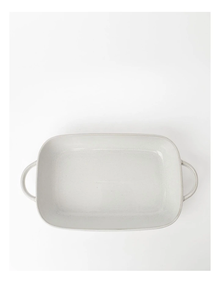 Esperance Wiped Edge Rectangular Baker 43x23x7cm in White/Sand