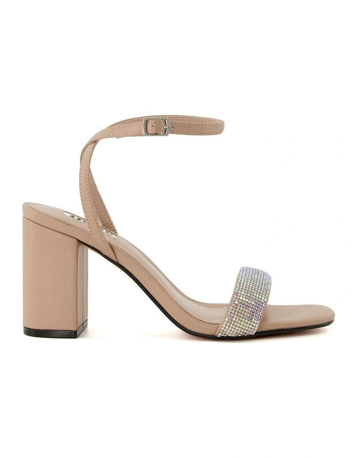 Mavis Sandal in Natural