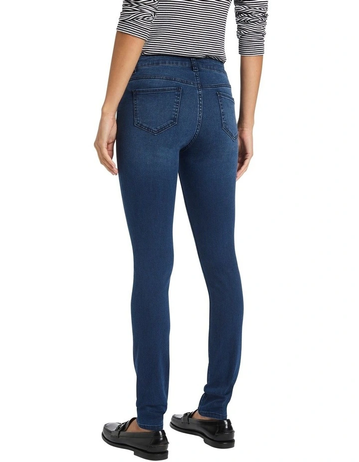 Jackie Skinny Leg Jean in Blue