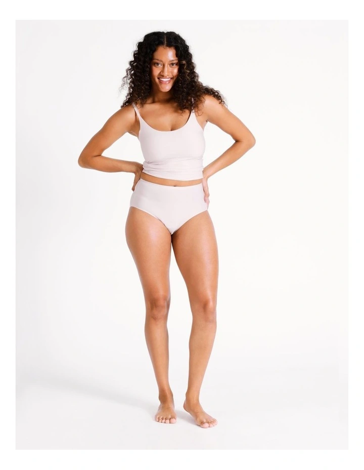 Smooth Full Brief in Beige