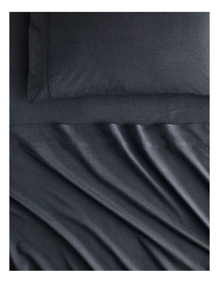 Reilly Fitted Sheet in Carbon
