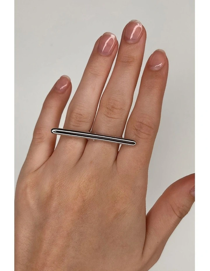 Pathway Ring in White