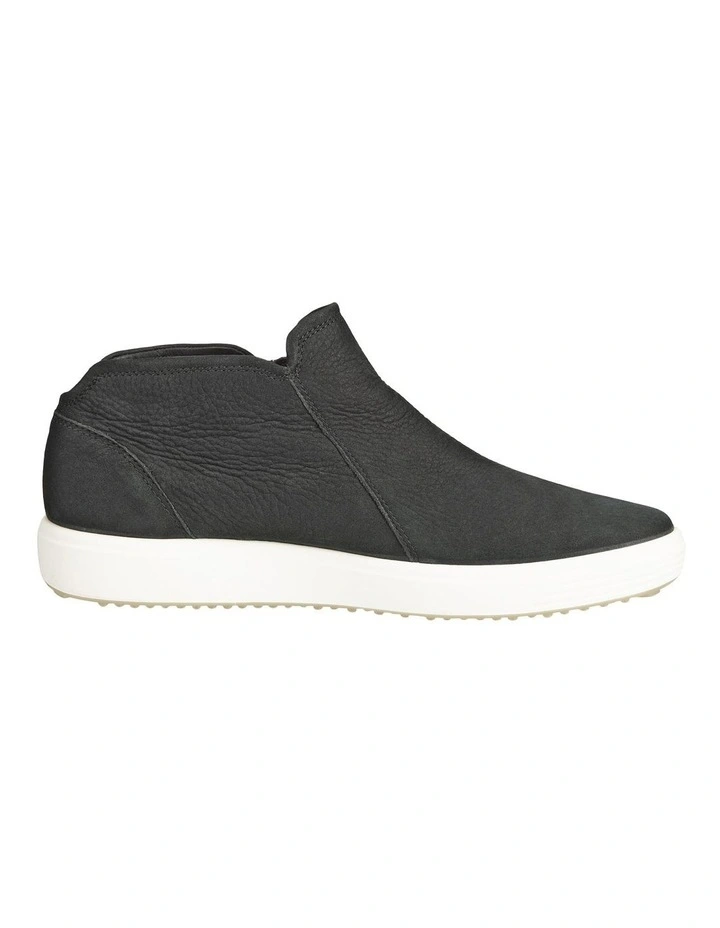 Soft 7 Boot in Black
