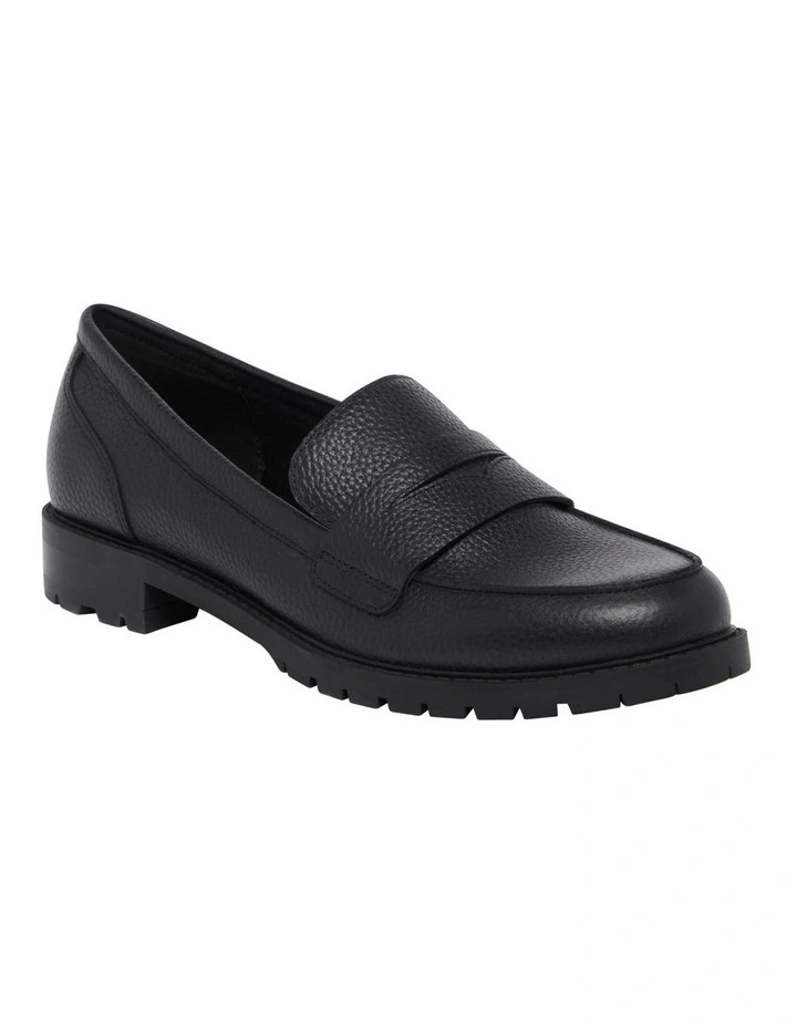 Naveen Loafer in Black
