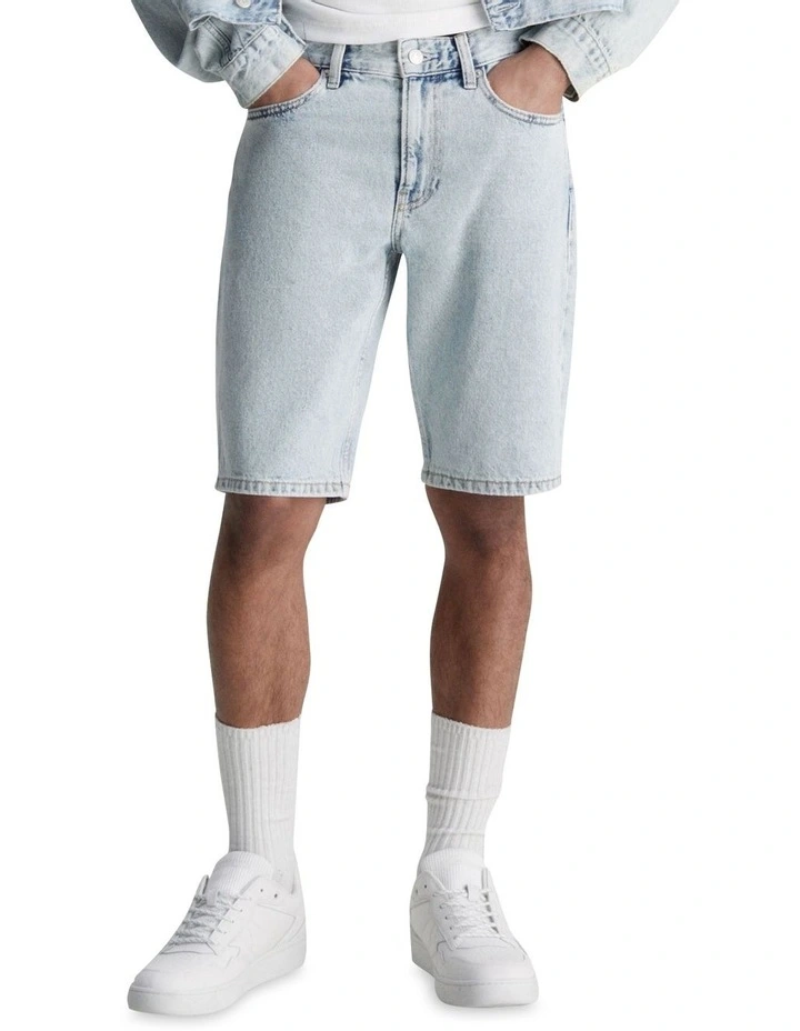 Regular Short in Denim Light