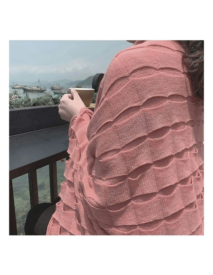 Textured Knitted Throw with Tassels in Pink