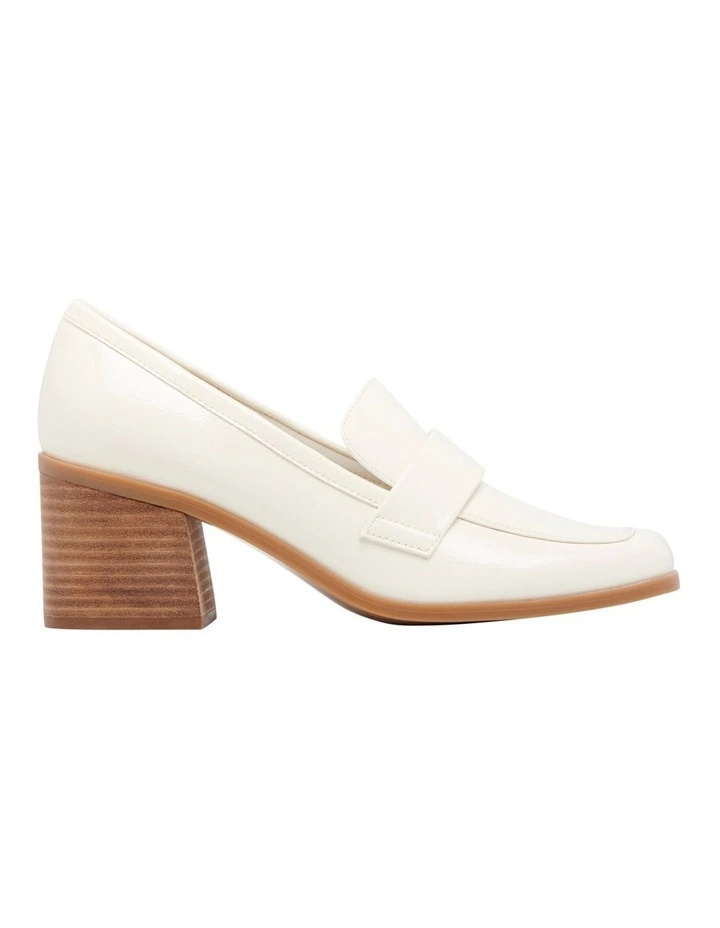 Chari Pump in Cream