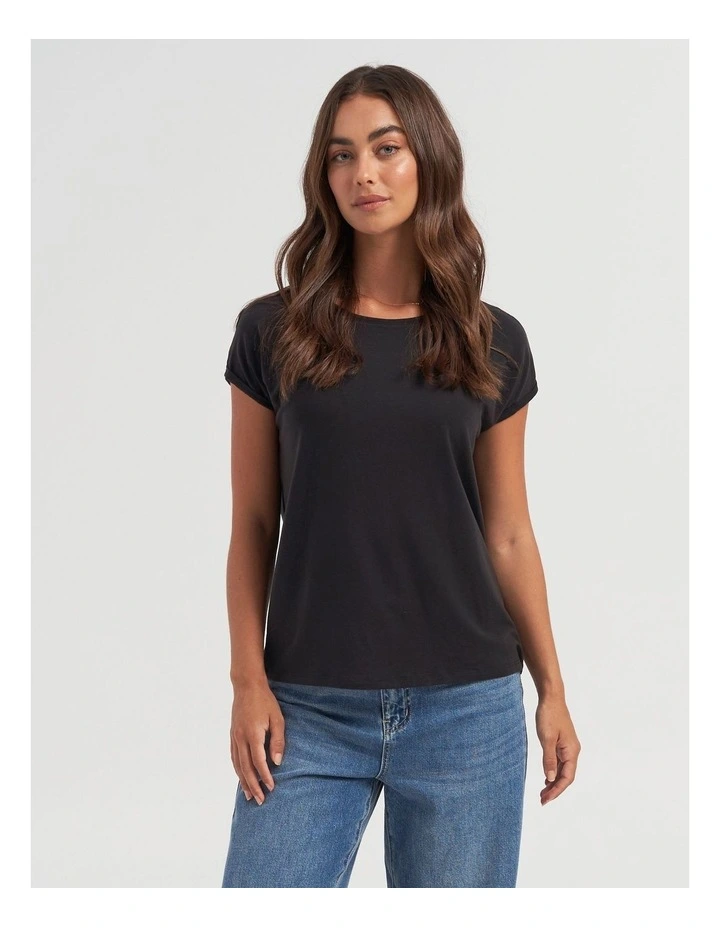 Ava Plain Top in Black