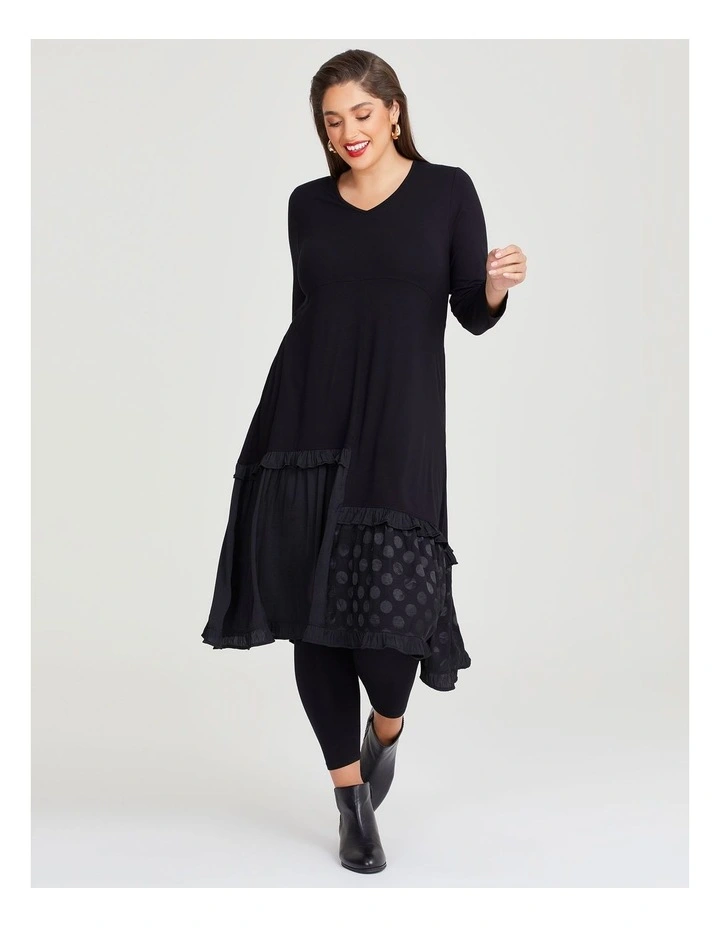 Natural Expression Dress in Black