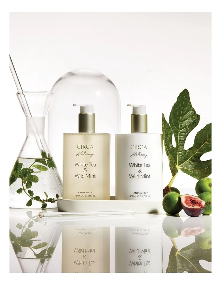 White Tea and Wild Mint Hand Care Duo Set 900ml