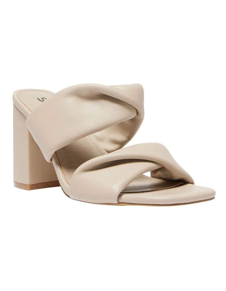 Honor Sandals in Nude Smooth