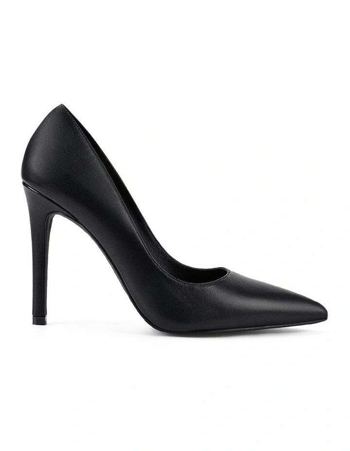 Circa Stiletto Pumps in Black