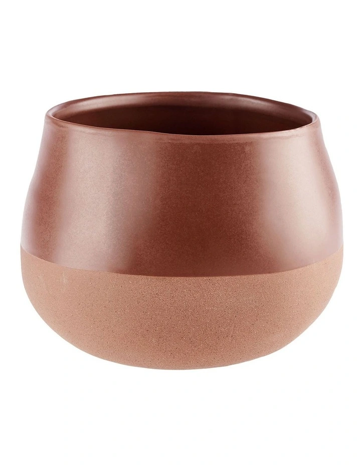 Nakia Planter Pot 21cm In Clay