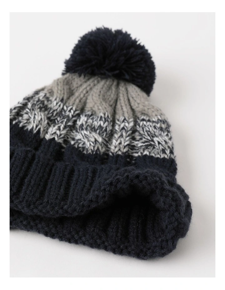 Cable Knit Beanie in Navy