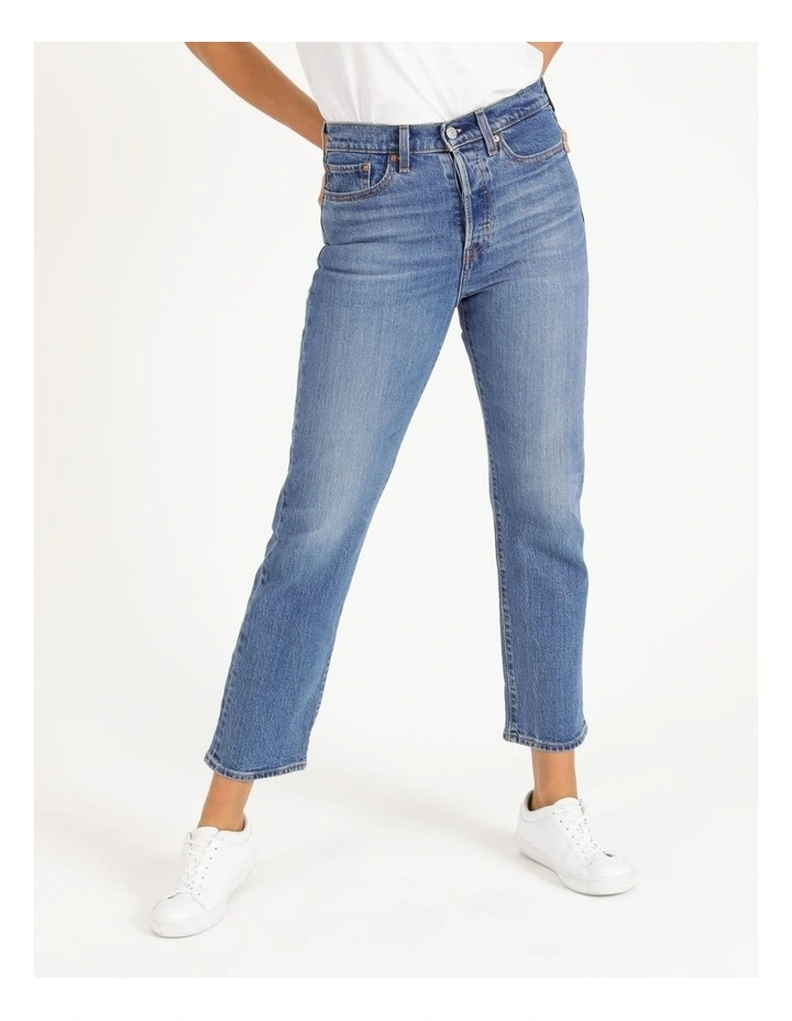 Wedgie Straight Leg Jean in Jive Sound
