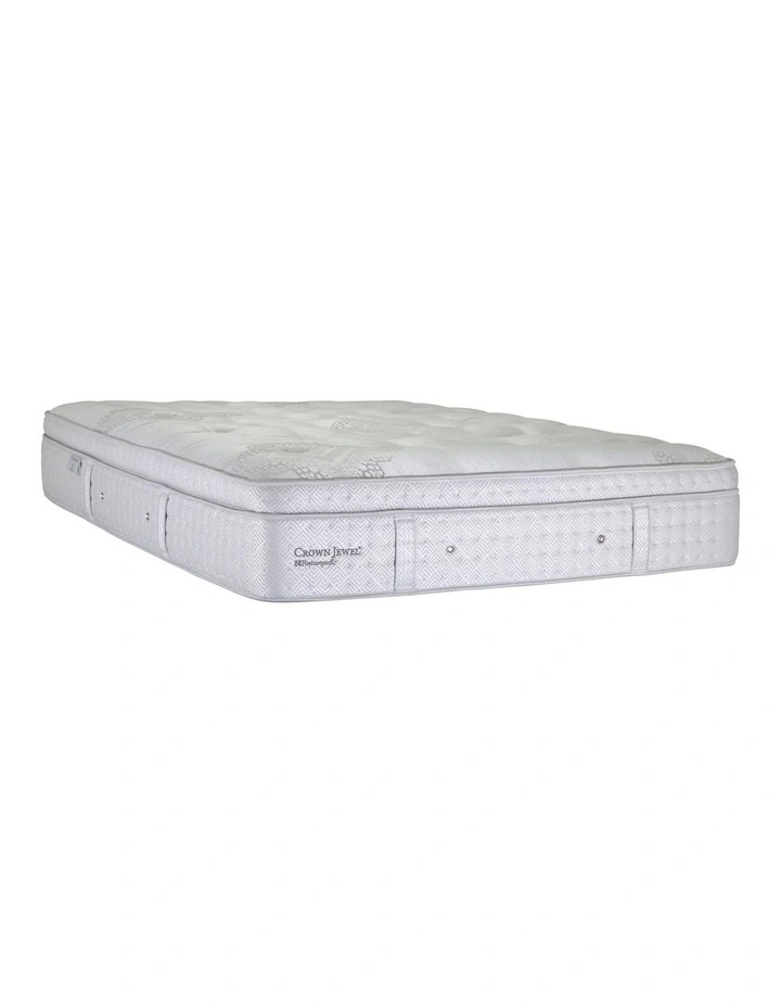 Crown Jewel Plaza Flex Plush Inspire Ensemble