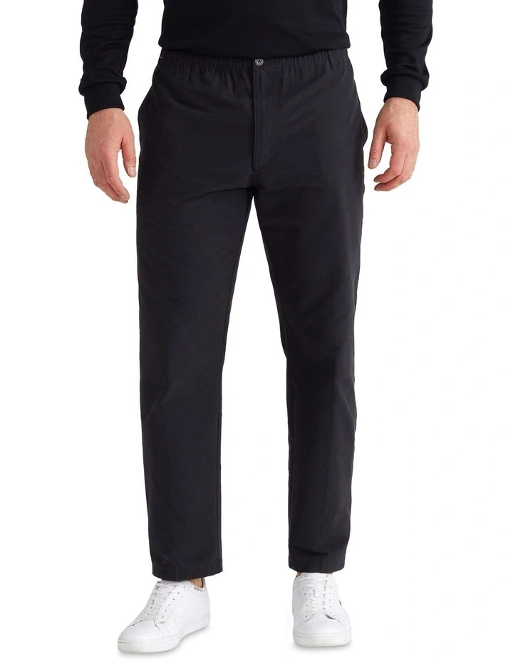 Woodbury Pull On Pant in Black