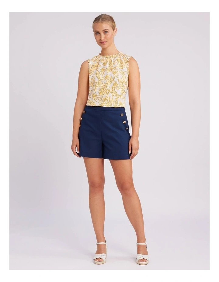 Verona Short in Navy