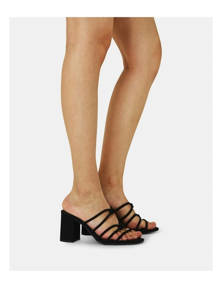 Modena Heels in Black
