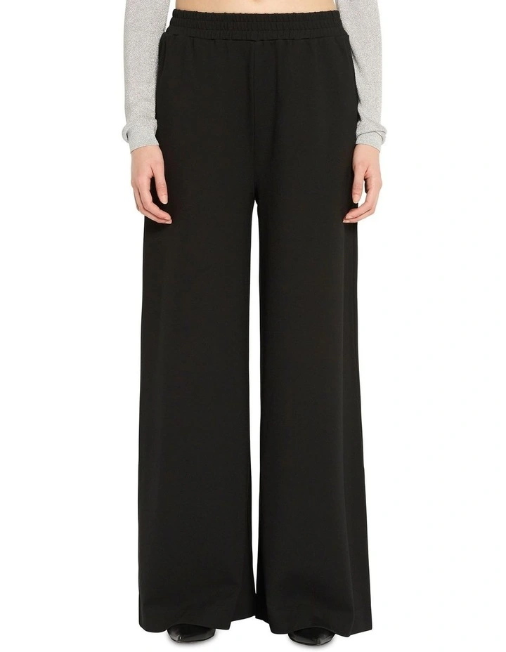 Relaxed Minds Pant in Black