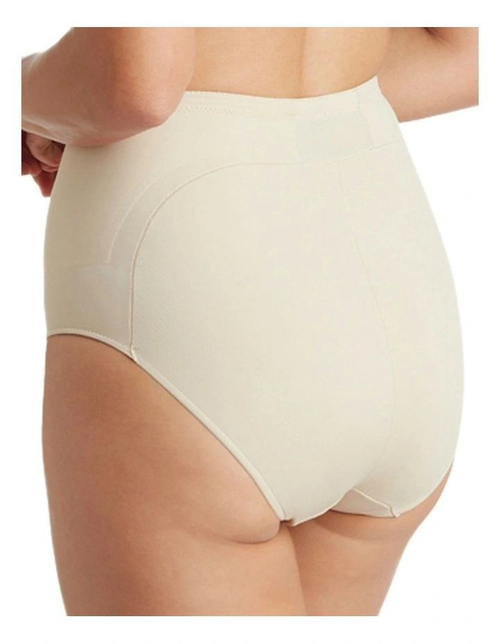 Adjusts To You Waistline Shaping Brief in Warm Beige