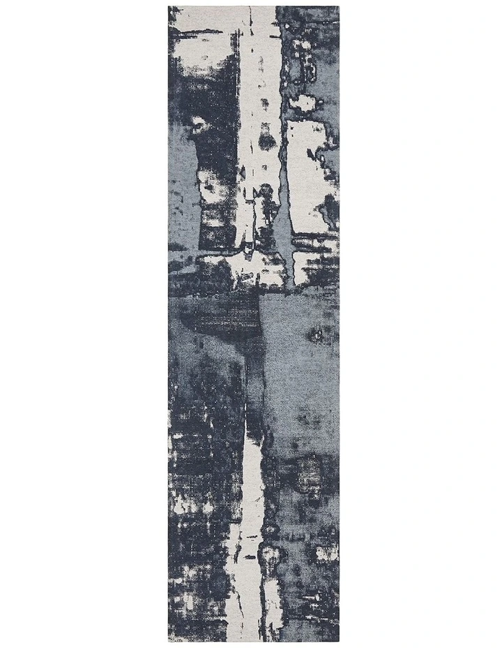 Magnolia 11 Runner Rug in Denim