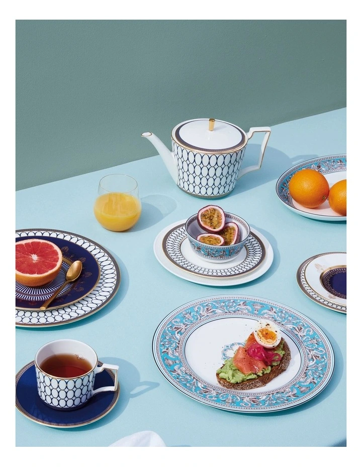 Renaissance Teacup & Saucer Gold
