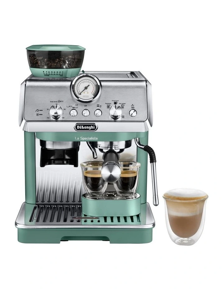 La Specialista Arte Manual Pump Coffee Machine in Green