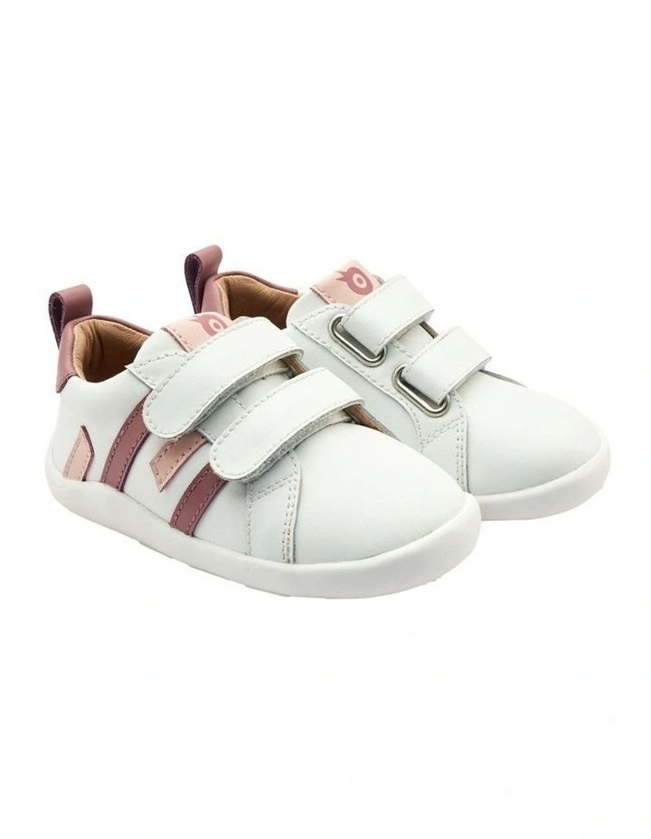 Destin Ground Sneakers in White
