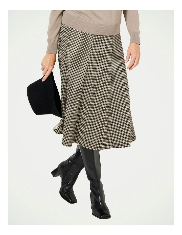 Inverness Gored Skirt in Camel/Black
