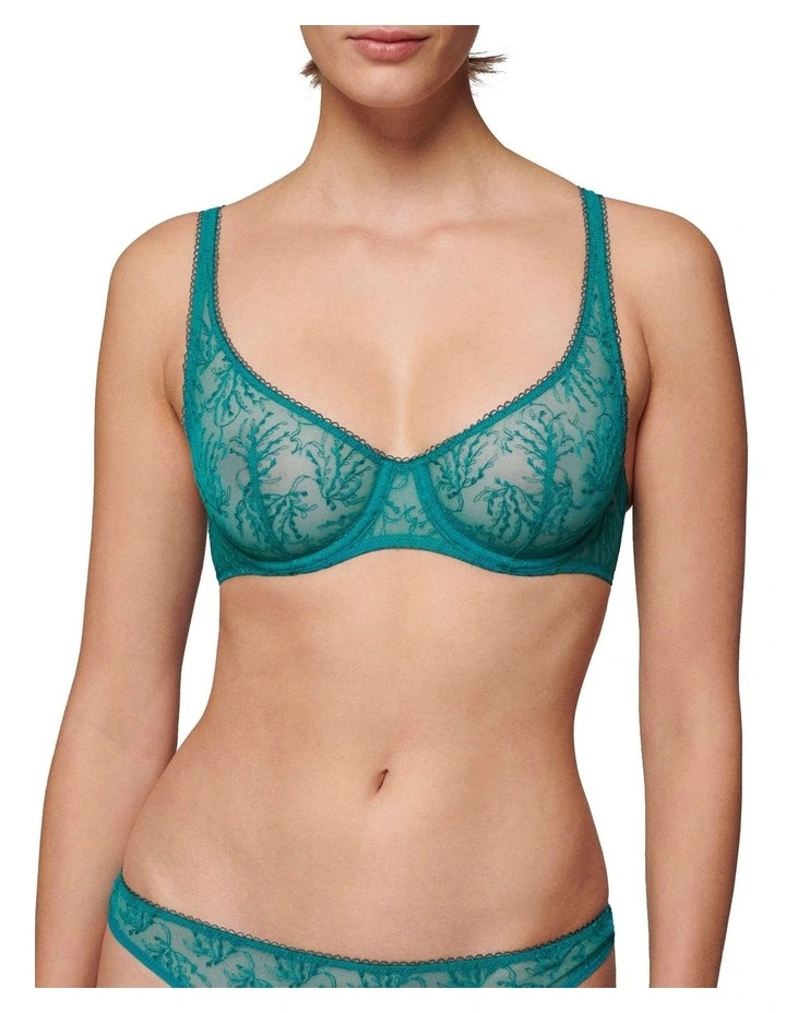 Opaline Curved Neckline Bra in Green