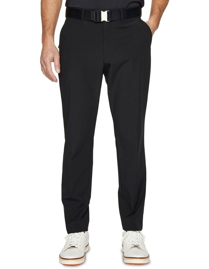 Highland Tailored Fit in Black