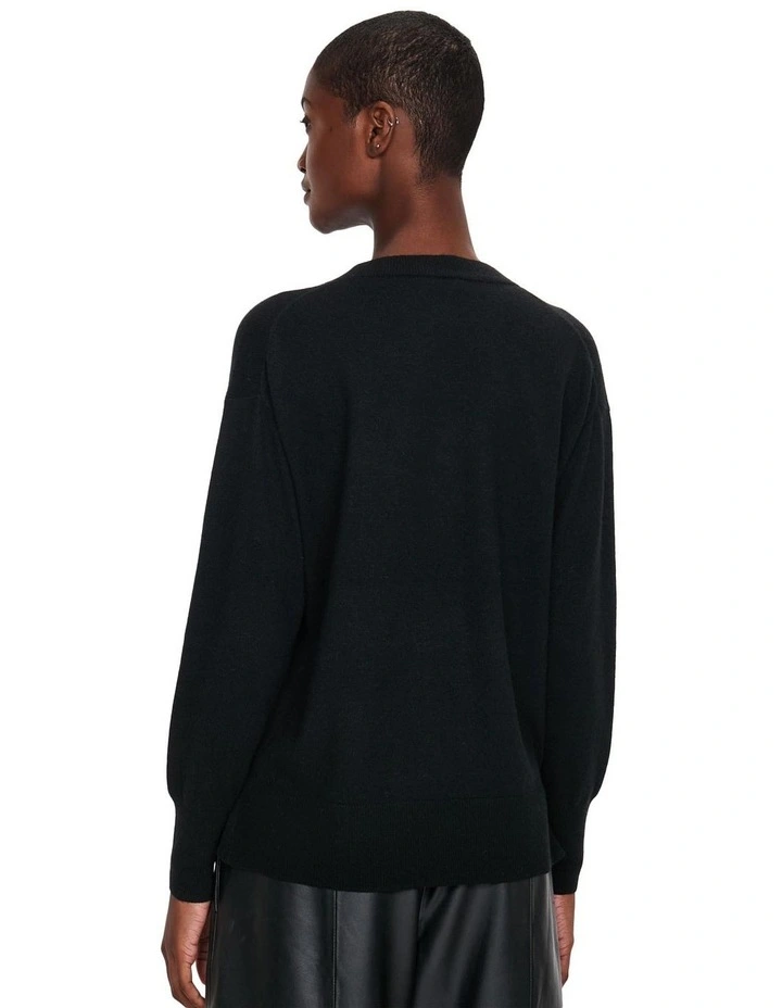 Cashmere Merino Blend V-Neck Sweater in Black