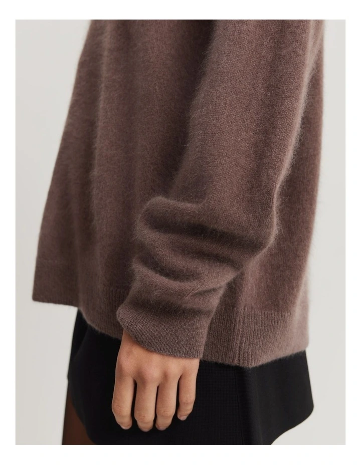 Gcs-certified Brushed Cashmere Polo in Truffle
