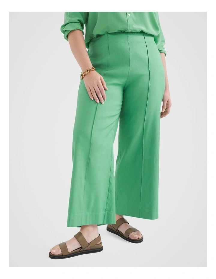 The Stretch Linen Clean Trouser In Palm Green