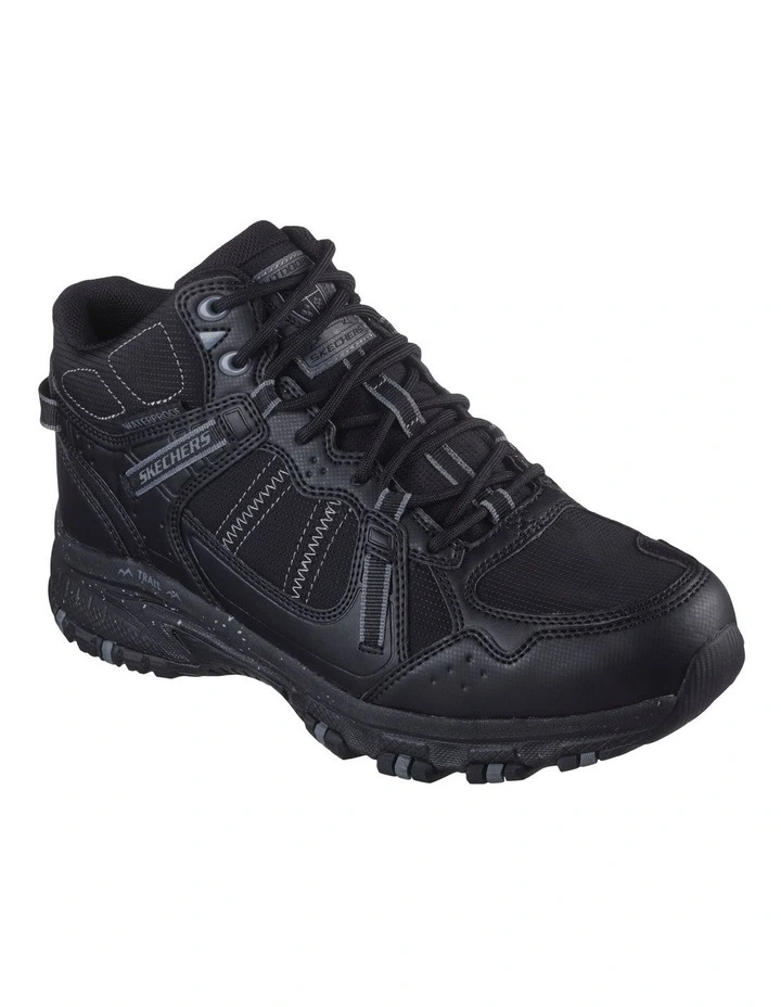 Hillcrest Cross Shift Shoes in Black