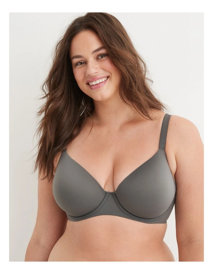 Smoothez Full Coverage Lightly Lined Bra in Shell Gray