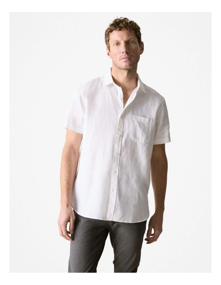 Regular Fit Linen Short Sleeve Shirt in White