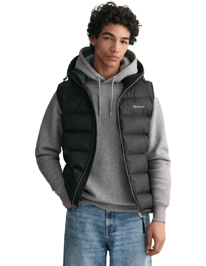 Arcive Cloud Vest in Black